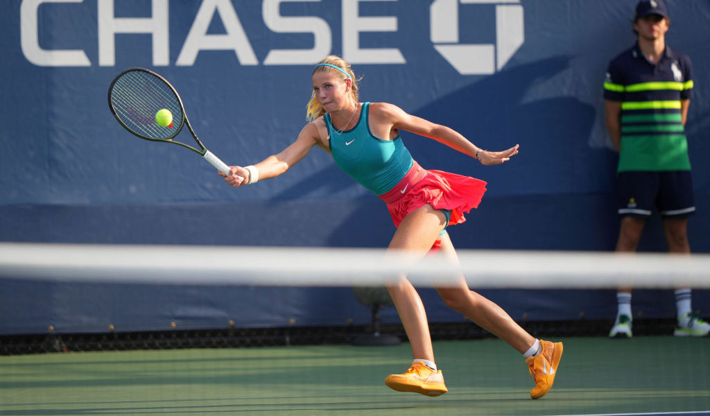 17-летняя британка Клюгман триумфально выиграла турнир ITF W100 в Рексеме