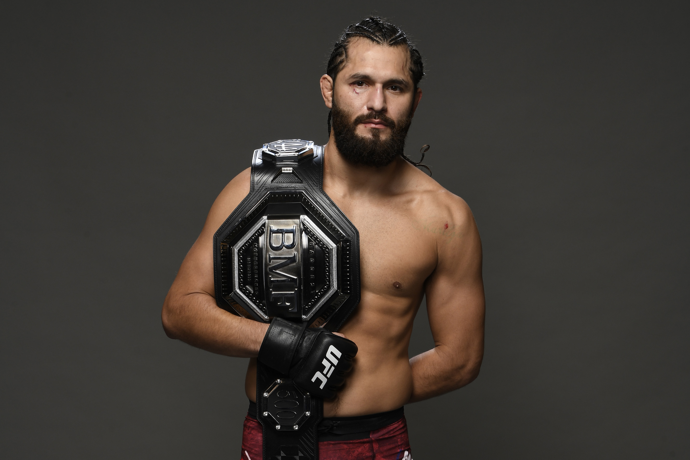 Хорхе Масвидаль указал на главную разницу в гонорарах между UFC и боксом