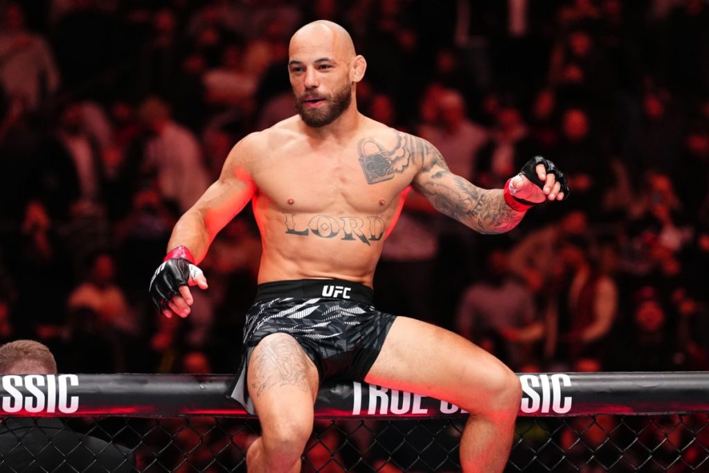 Бывший чемпион призвал дать Жана Силву следующий бой за титул UFC