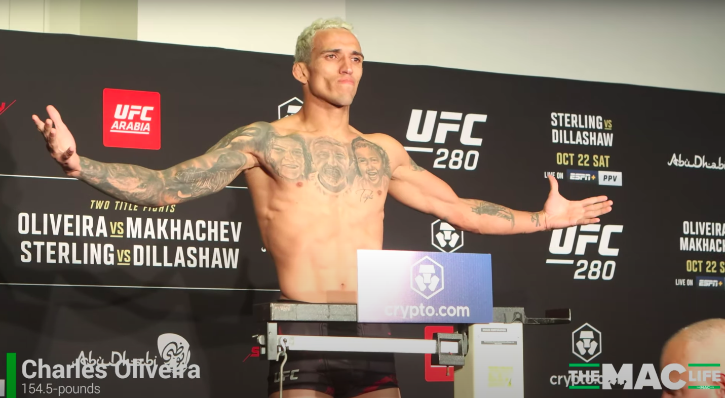 Церемония взвешивания UFC 333 в Абу-Даби: все участники сделали вес